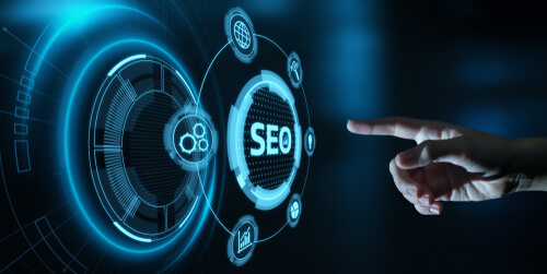 Fångas i Spotlight: 13 Kreativa Tips för att Lyfta Din Företagswebbplats med SEO